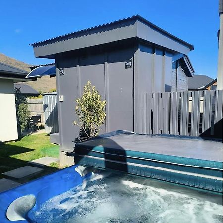 Gorgeous Cabin - Spa Pool! Queenstown Exterior photo